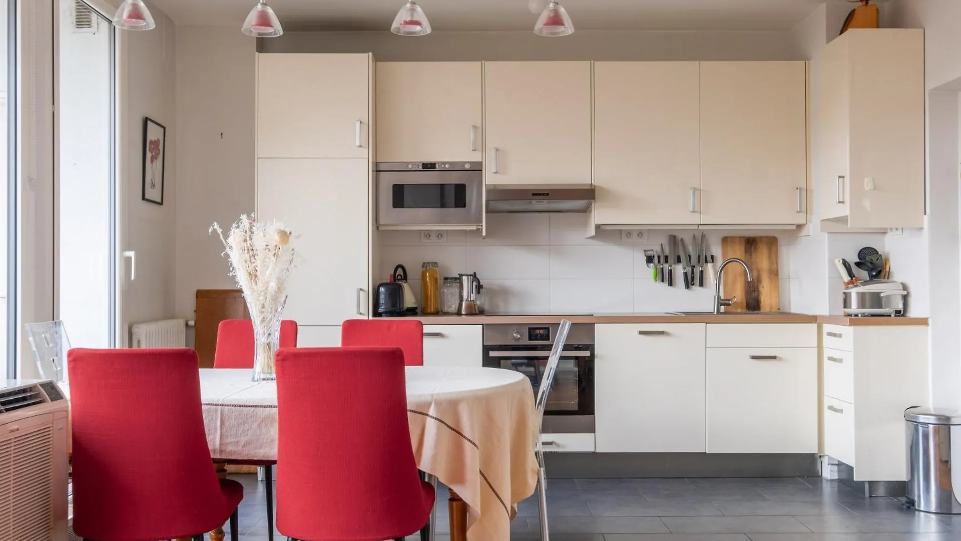 Veeve - Metropolitan Marvel Apartment Paris
