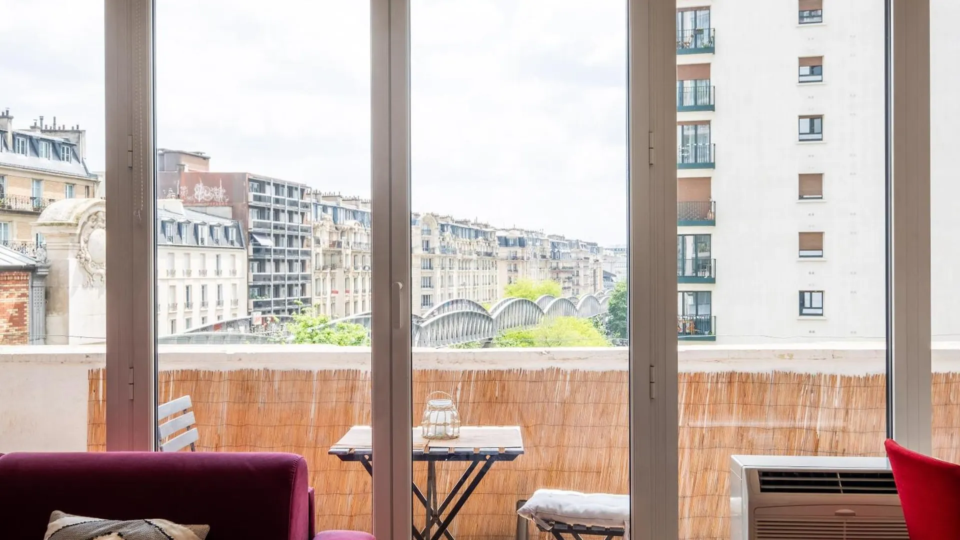 Veeve - Metropolitan Marvel Apartment Paris France